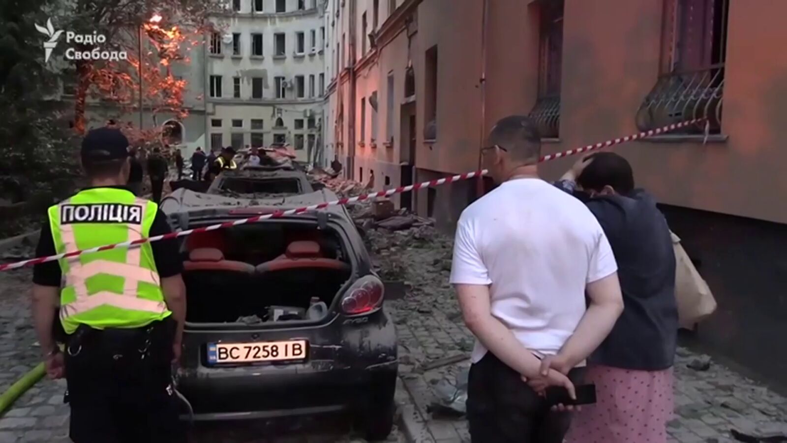 Al menos 4 muertos en el mayor ataque ruso contra una infraestructura civil en Leópolis