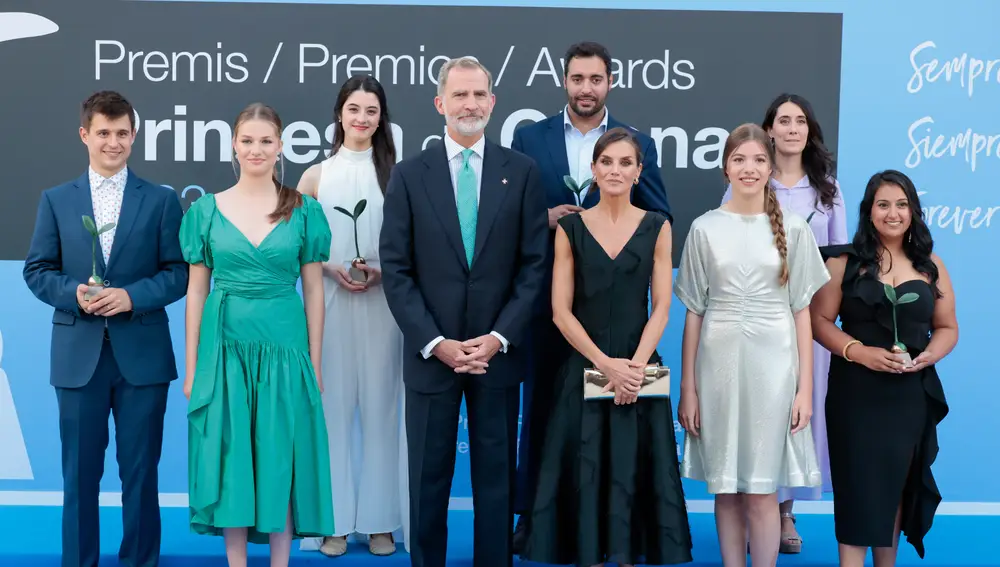 El rey Felipe, la reina Letizia, la princesa Leonor y la infanta Sofía en los 'Premios Fundación Princesa de Girona 2023'