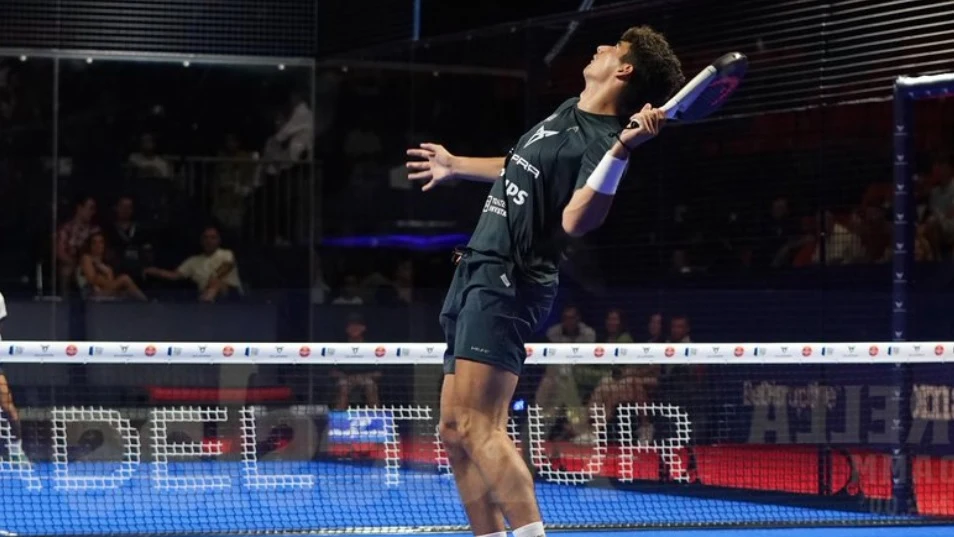Arturo Coello, en acción en el Valencia Open Arturo Coello, en acción en el Valencia Open