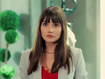 Zeynep comienza a sospechar que puede haber algo entre Elif y Alihan: “¿Y si se van juntos de viaje?” Zeynep comienza a sospechar que puede haber algo entre Elif y Alihan: “¿Y si se van juntos de viaje?”
