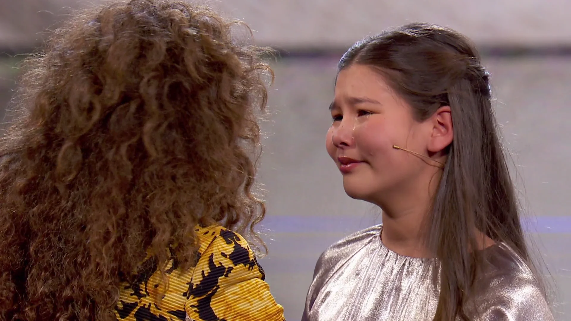 &ldquo;Te juro que eres mi ganadora&rdquo;: El p&uacute;blico y Rosario desatan las l&aacute;grimas de Zhanel en su despedida de &lsquo;La Voz Kids&rsquo;