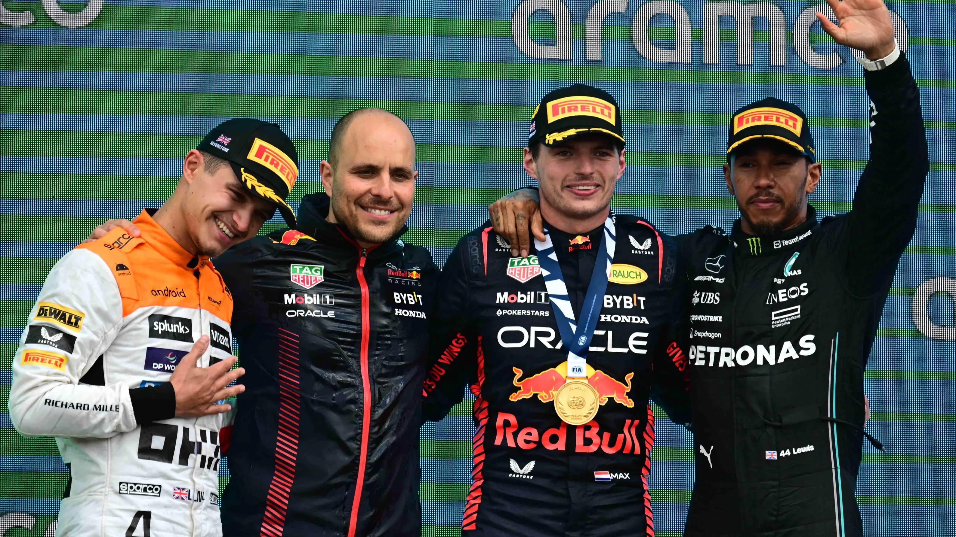 Verstappen, Norris y Hamilton en el podio de Silverstone