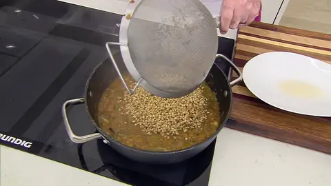 Arguiñano cocinando trigo en grano Arguiñano cocinando trigo en grano