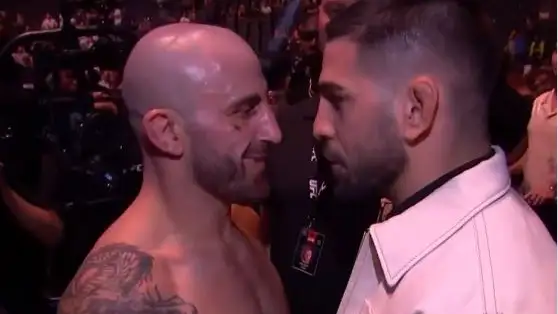 Alexander Volkanovski e Ilia Topuria en UFC 290