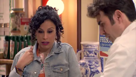 En el próximo capítulo de ‘Amar es para siempre’: ¡el bebé de Úrsula está en camino! Rocío se sincera con su hermana y le cuenta todo lo que ha habido entre Hugo y ella. A Úrsula no le da tiempo a reaccionar a la noticia porque… ¡rompe aguas!