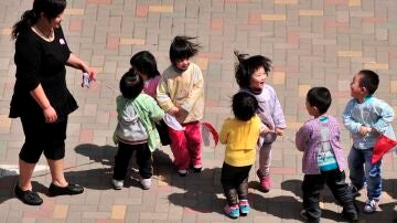 Niños chinos en una guardería