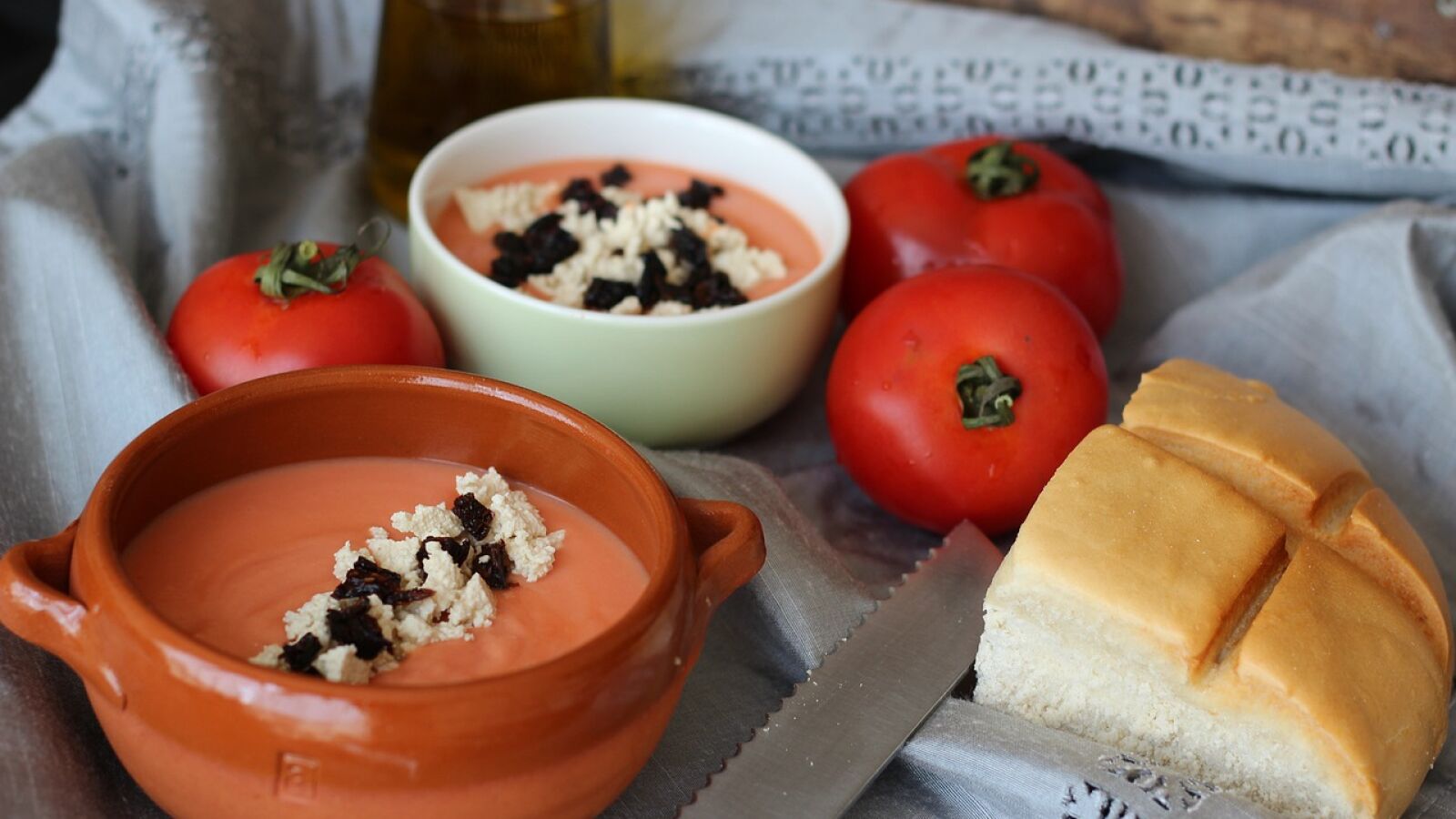 Sopas frías más allá del gazpacho y el salmorejo