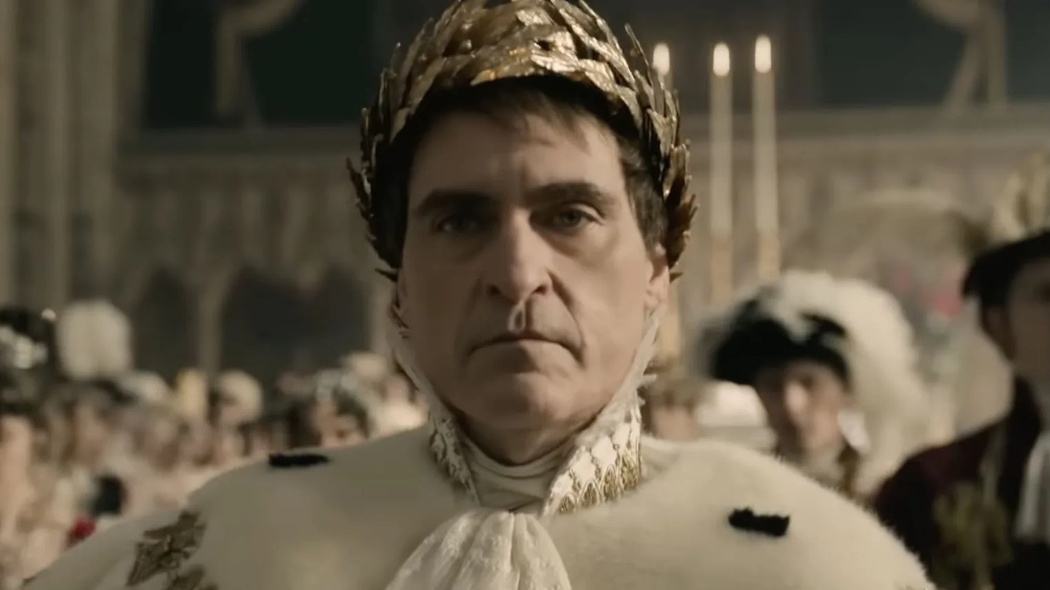 Joaquin Phoenix como Napoleón Bonaparte en la película de Ridley Scott Joaquin Phoenix como Napoleón Bonaparte en la película de Ridley Scott