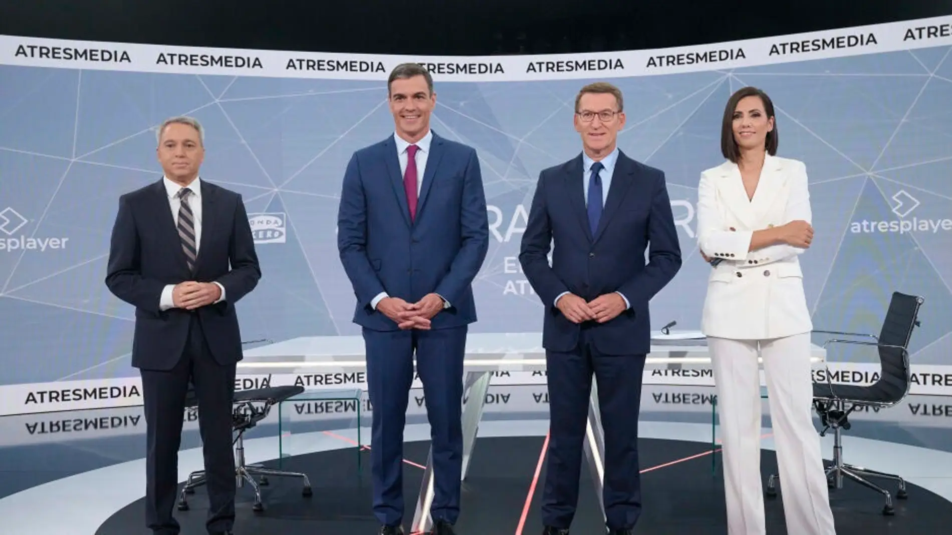 Vicente Vallés, Pedro Sánchez, Alberto Núñez Feijóo y Ana Pastor en el debate Cara a Cara de Atresmedia