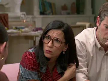 Andrea se sincera con los Gómez: “Estoy harta de fingir que soy inocente” Andrea se sincera con los Gómez: “Estoy harta de fingir que soy inocente”