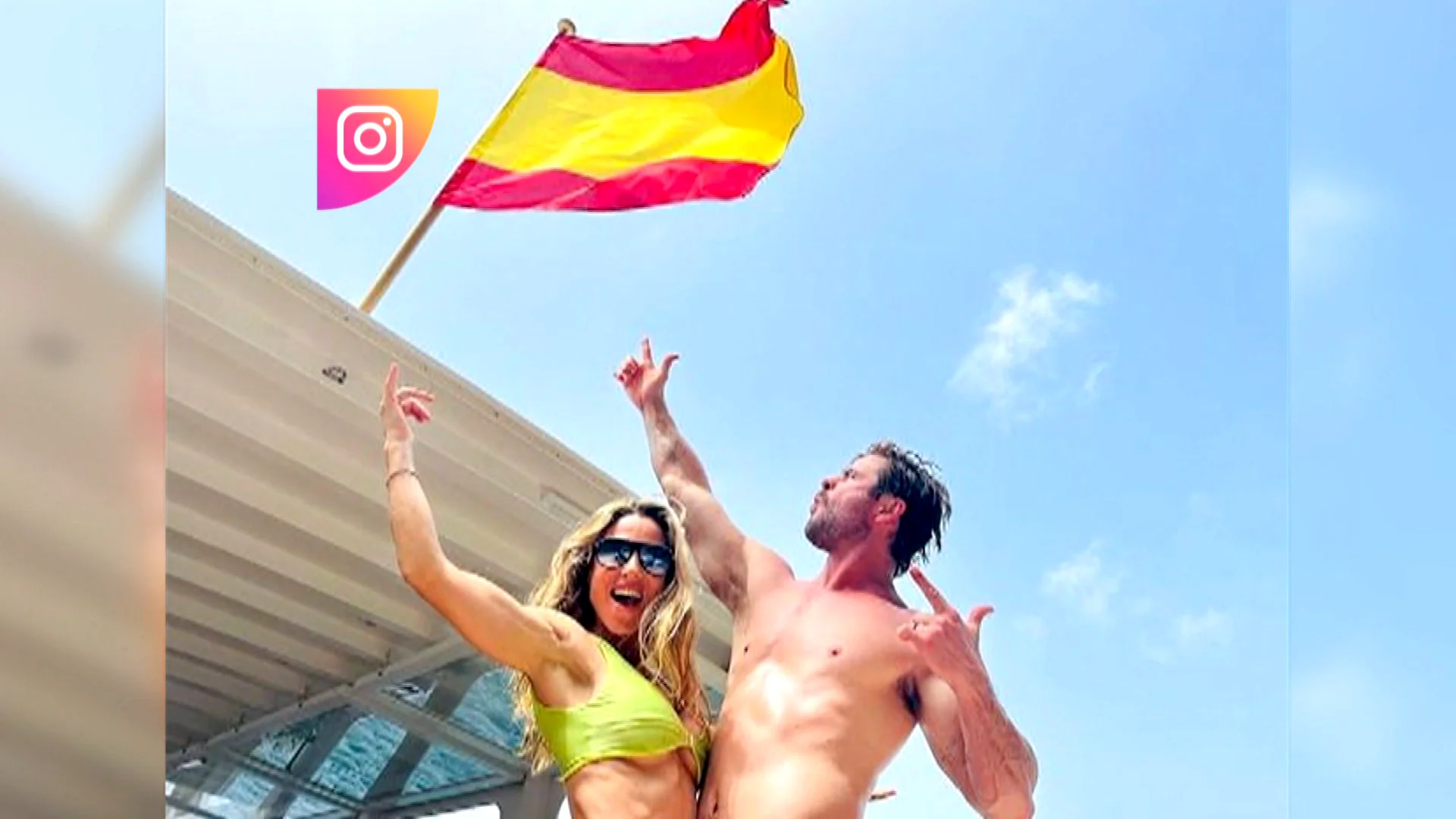 Elsa Pataky y Chris Hemsworth lucen cuerpazo y complicidad en las playas de Ibiza Elsa Pataky y Chris Hemsworth lucen cuerpazo y complicidad en las playas de Ibiza