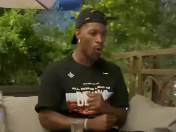 Jimmy Butler reaccionando al Alcaraz - Medvédev de semifinales de Wimbledon Jimmy Butler reaccionando al Alcaraz - Medvédev de semifinales de Wimbledon