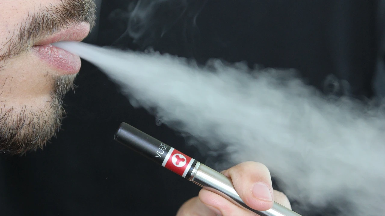 Imagen de archivo de un vapeador Imagen de archivo de un vapeador