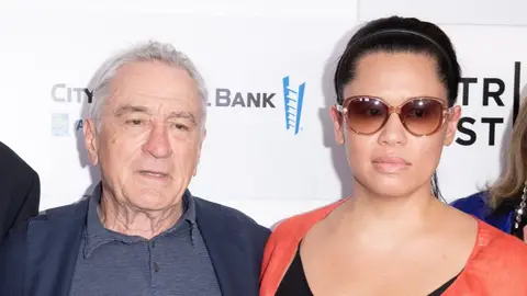 Robert de Niro y su pareja, Tiffany Chen Robert de Niro y su pareja, Tiffany Chen