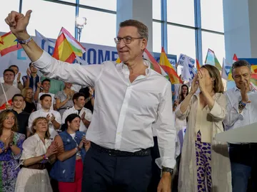 Feijóo en un acto de campaña en Logroño Feijóo en un acto de campaña en Logroño
