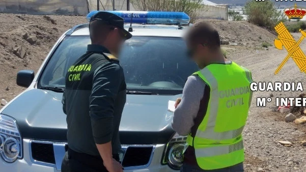 foto de archivo de la guardia civil