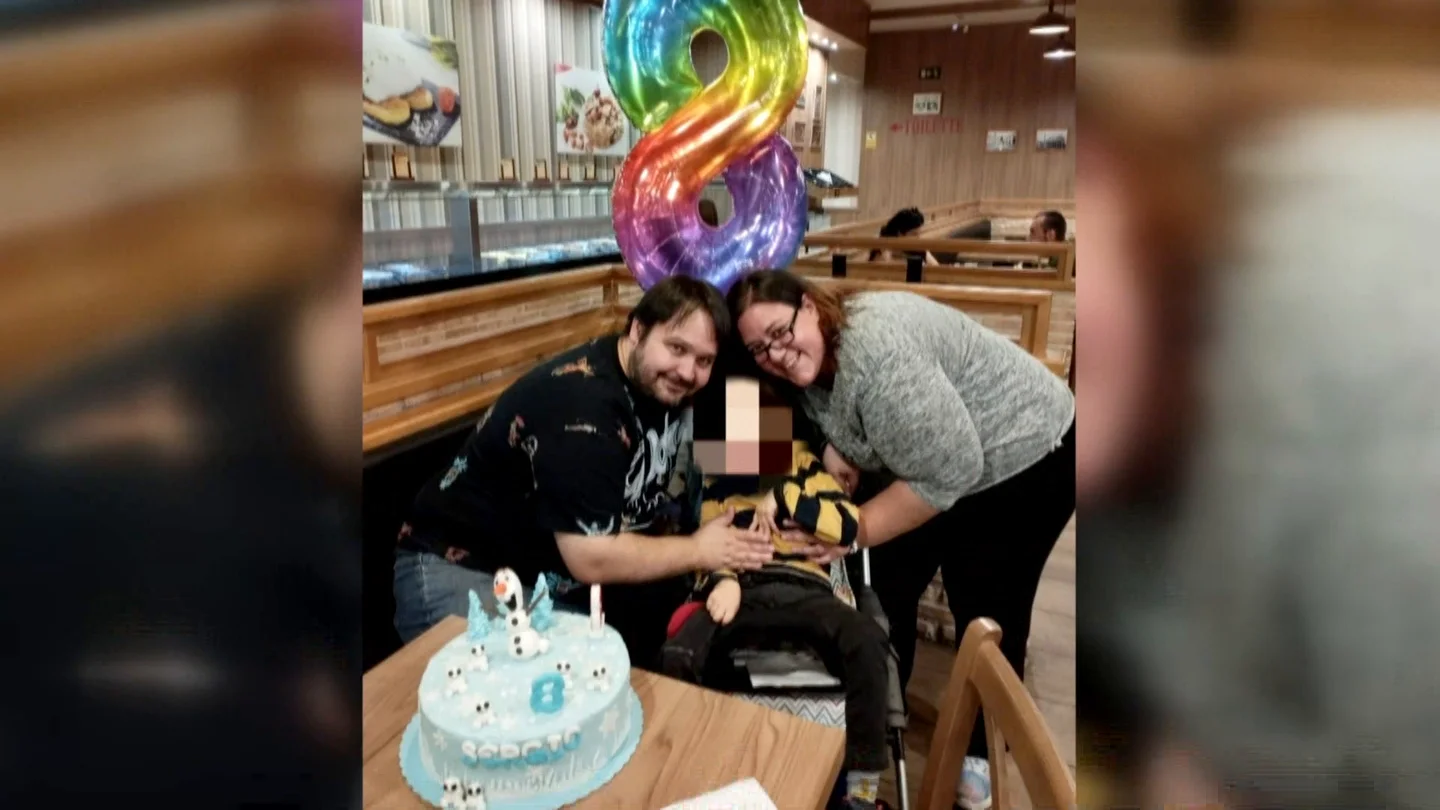 Indemnizados con 6 millones de euros por una negligencia médica en el parto: "El único consuelo es ver a nuestro hijo cada mañana" Indemnizados con 6 millones de euros por una negligencia médica en el parto: "El único consuelo es ver a nuestro hijo cada mañana"