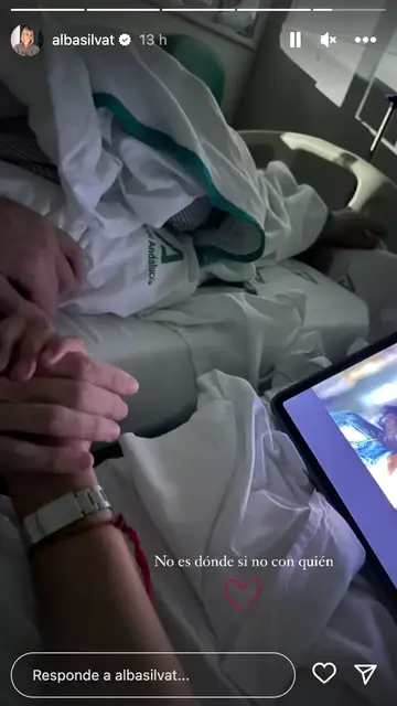 Alba Silva publica su primera foto con Sergio Rico desde el hospital Alba Silva publica su primera foto con Sergio Rico desde el hospital