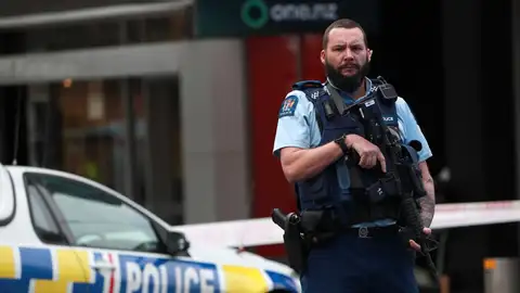 Imagen de un policía neozelandés Imagen de un policía neozelandés