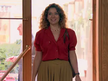 Lola, justo a tiempo para la boda de Ciriaco: “He venido para quedarme” Lola, justo a tiempo para la boda de Ciriaco: “He venido para quedarme”