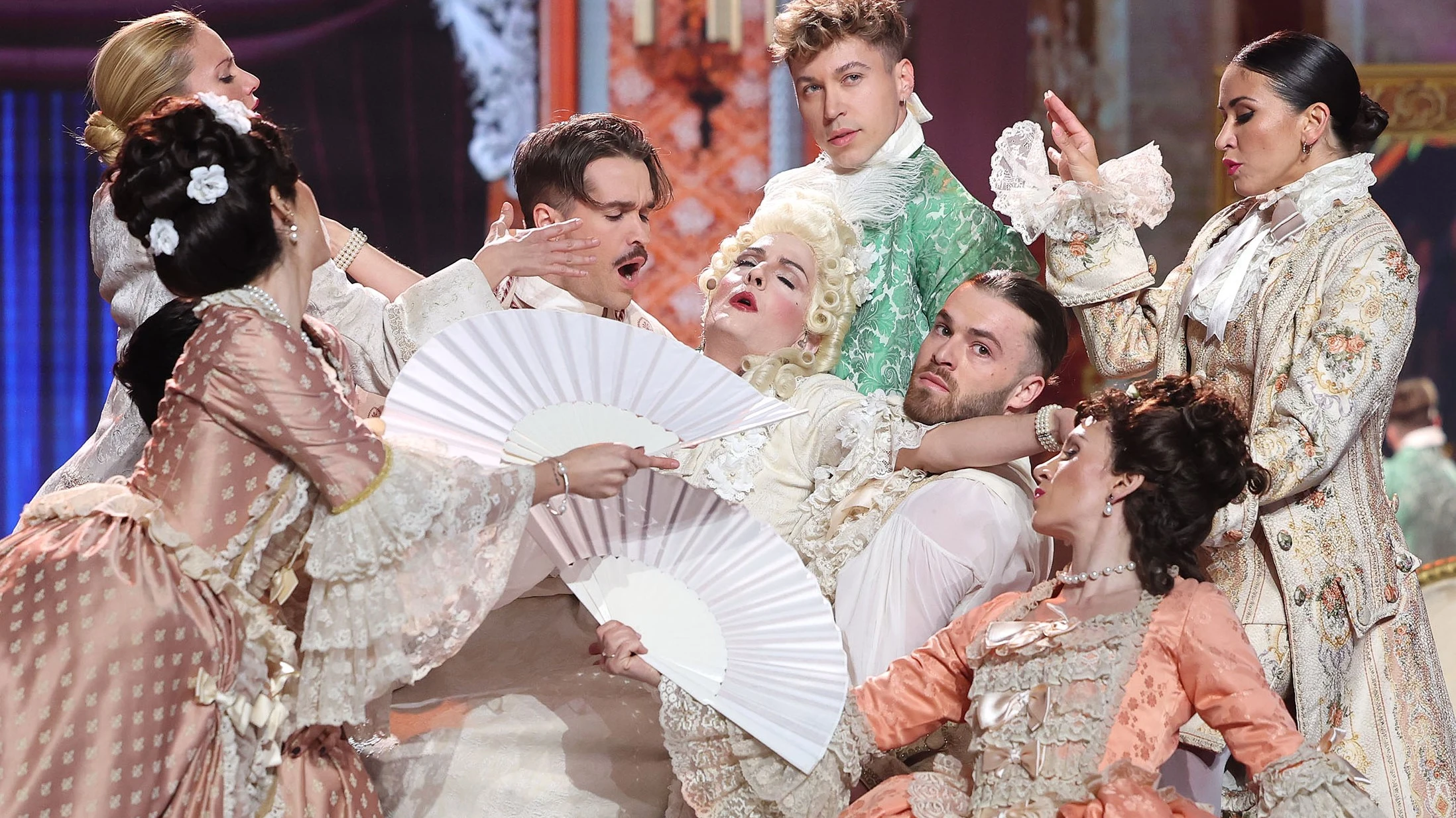 La última fantasía de Josie como Madonna con ‘Vogue’ al estilo María Antonieta La última fantasía de Josie como Madonna con ‘Vogue’ al estilo María Antonieta