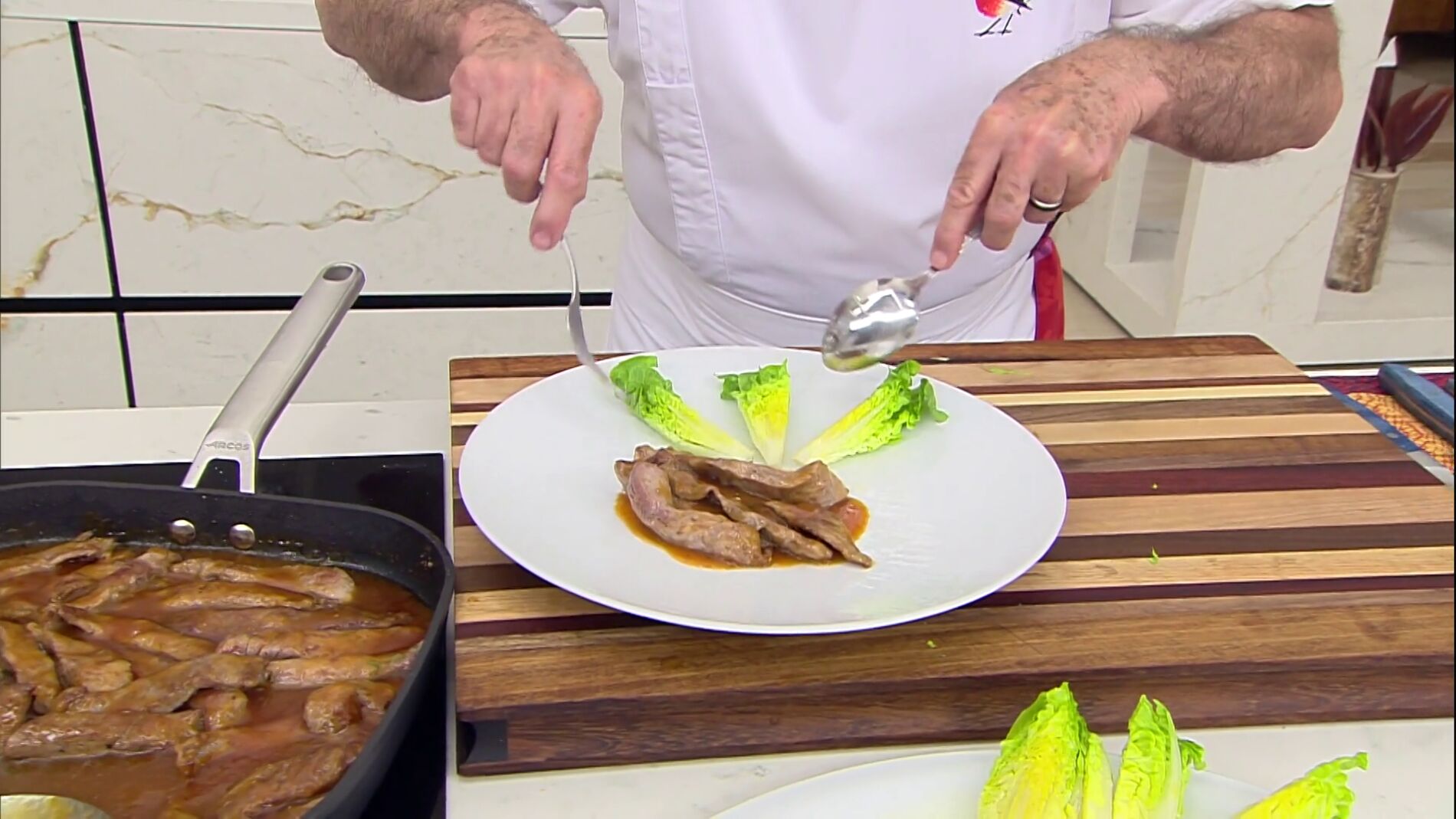 Sorprende con esta receta de lagarto de cerdo ibérico con salsa