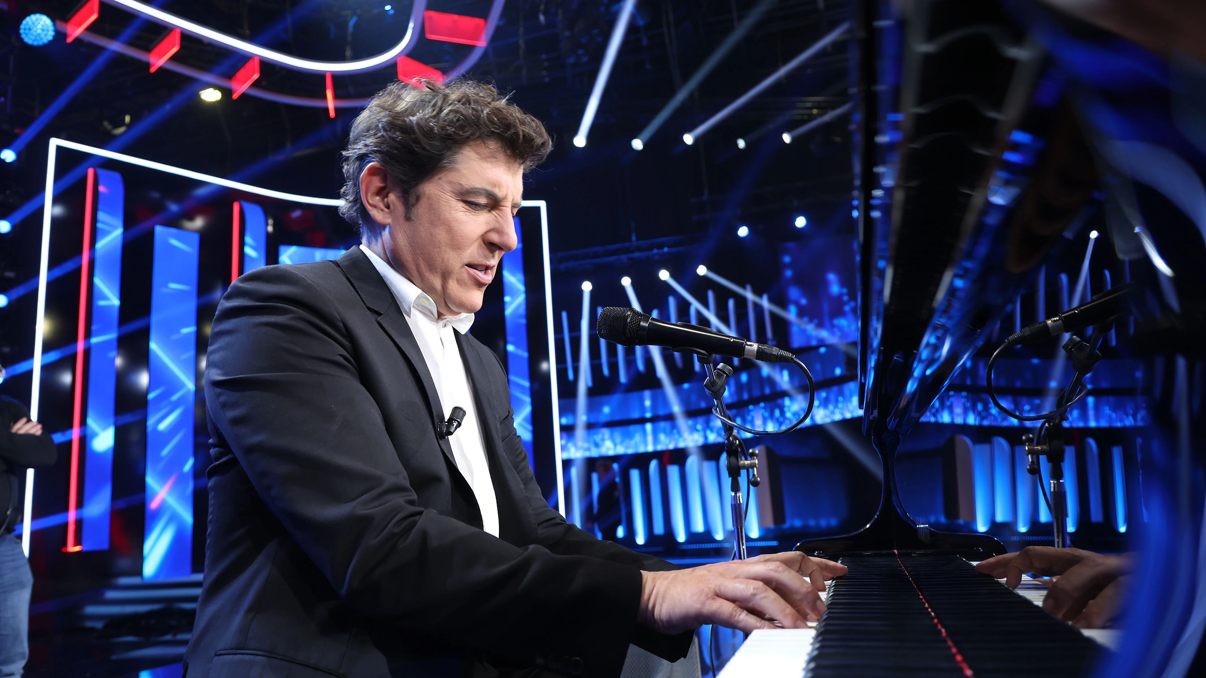 En exclusiva: Manel Fuentes al piano cantando ‘Always Remember Us This Way’ En exclusiva: Manel Fuentes al piano cantando ‘Always Remember Us This Way’