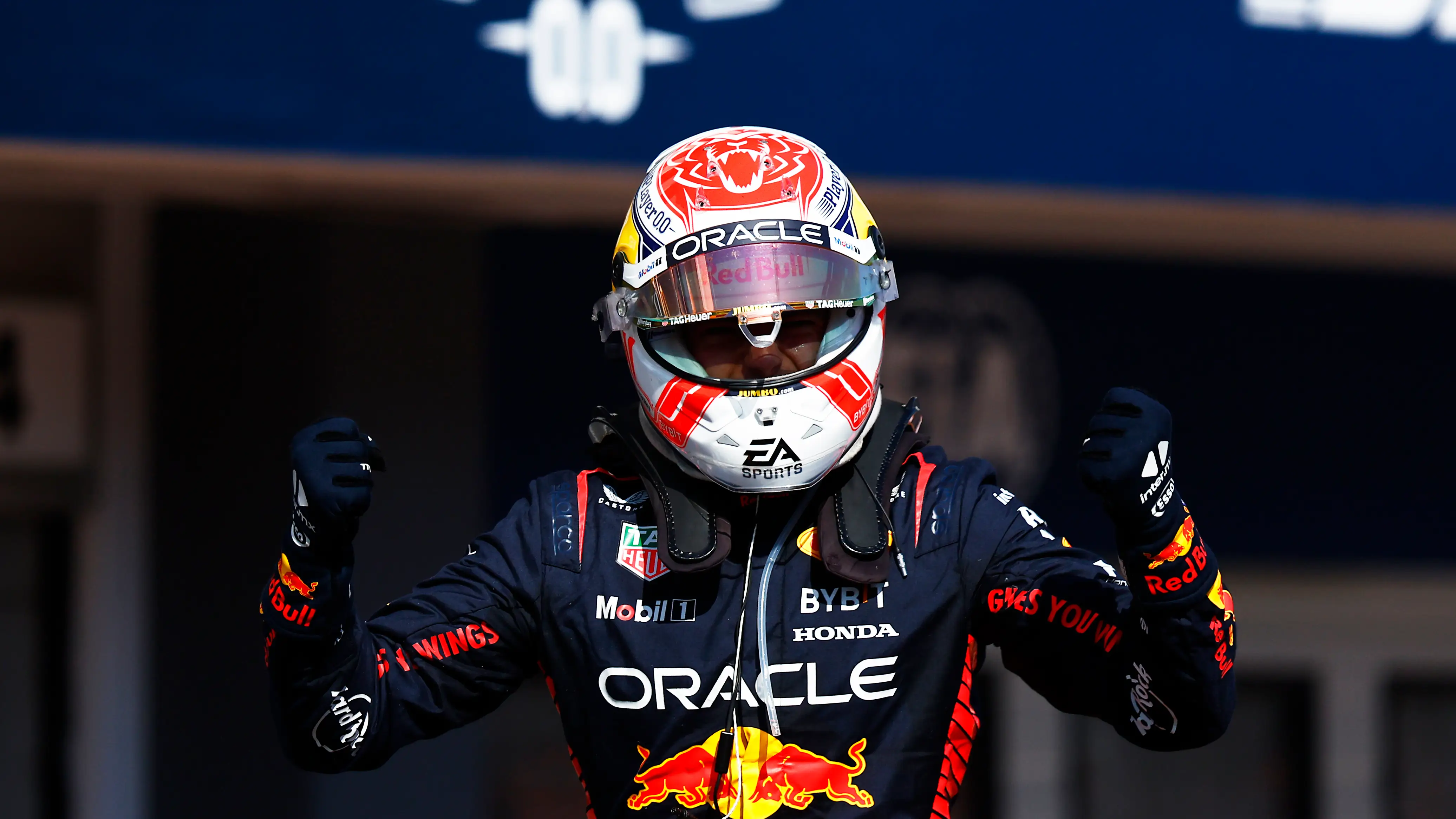 Verstappen celebra la victoria en el GP de Hungr&iacute;a 2023