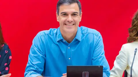 Sánchez preside la Comisión Ejecutiva Federal del PSOE Sánchez preside la Comisión Ejecutiva Federal del PSOE