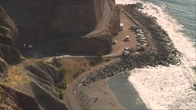Buscan al menor desaparecido en la playa de Las Gaviotas Buscan al menor desaparecido en la playa de Las Gaviotas