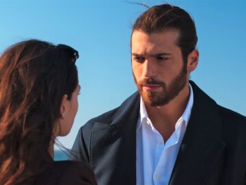 Francesco y Violeta resuelven el caso