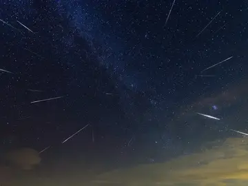 Lluvia de perseidas o Lágrimas de San Lorenzo Lluvia de perseidas o Lágrimas de San Lorenzo
