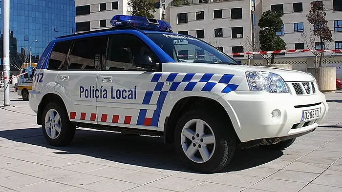 Vehículo de la Policía Municipal de Burgos Vehículo de la Policía Municipal de Burgos