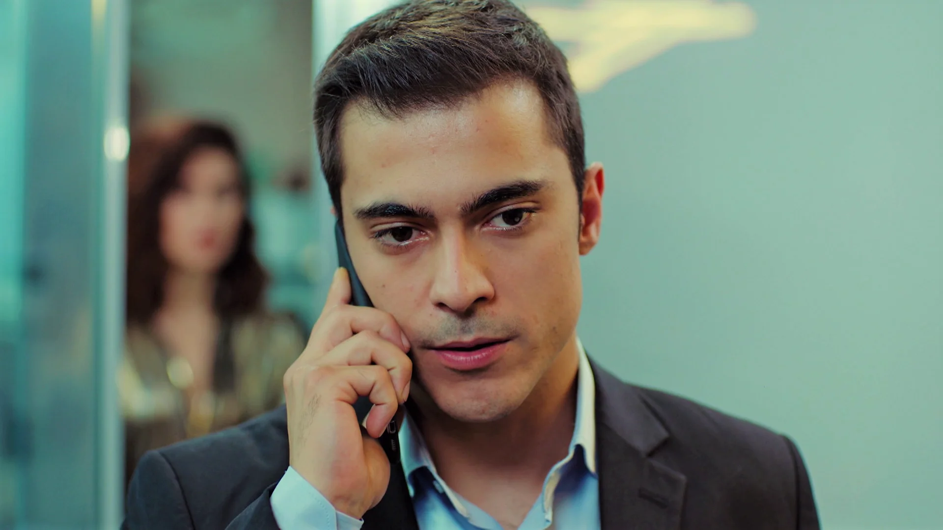 Şahika descubre el secreto de Yiğit: ¡Quiere vengarse de Ender! Şahika descubre el secreto de Yiğit: ¡Quiere vengarse de Ender!