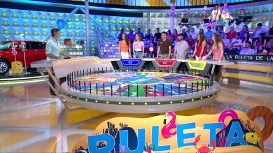 ¡No cabe nadie más! Jorge Fernández alucina con el plató de ‘La ruleta de la suerte’