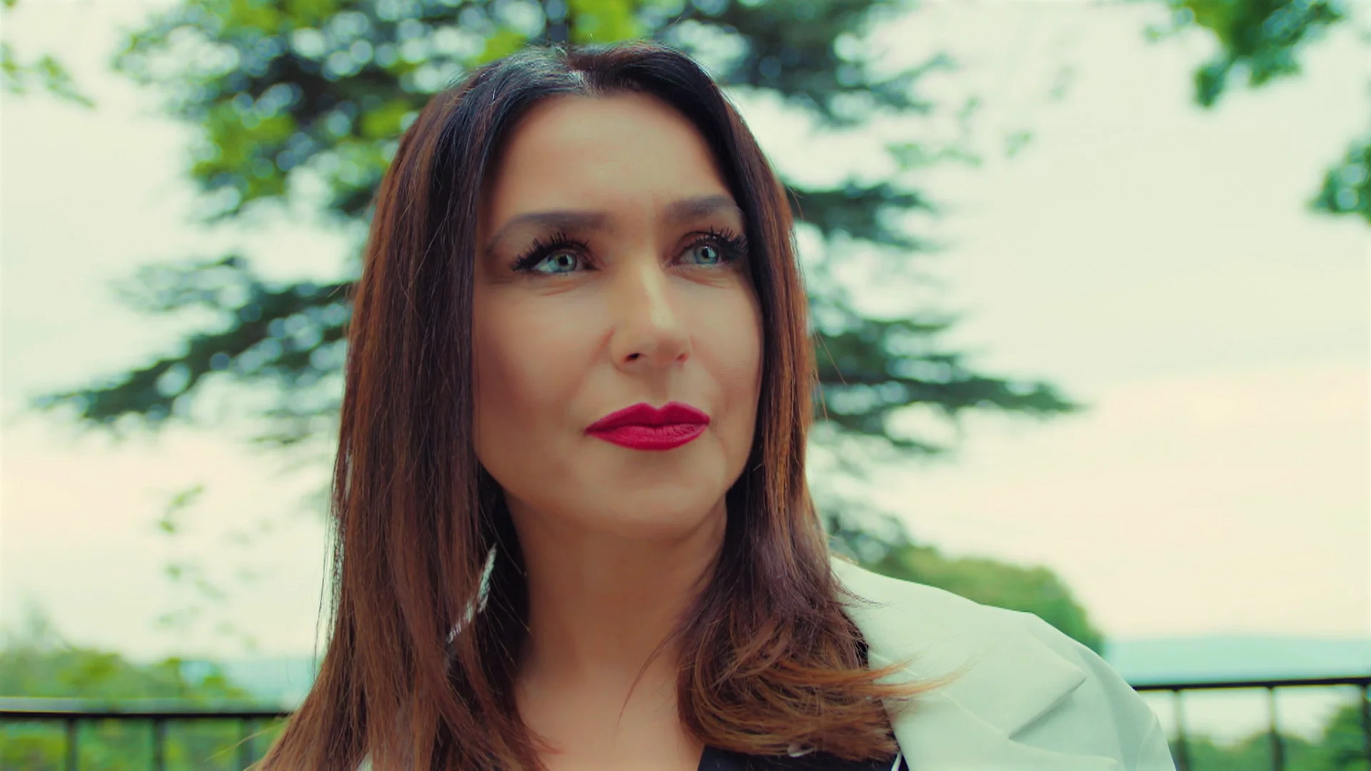 Ender contrata a la ayudante de Halit para vengarse de Yildiz: “Ella se irá igual que llegó” Ender contrata a la ayudante de Halit para vengarse de Yildiz: “Ella se irá igual que llegó”