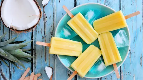 Polos de piña y coco Polos de piña y coco