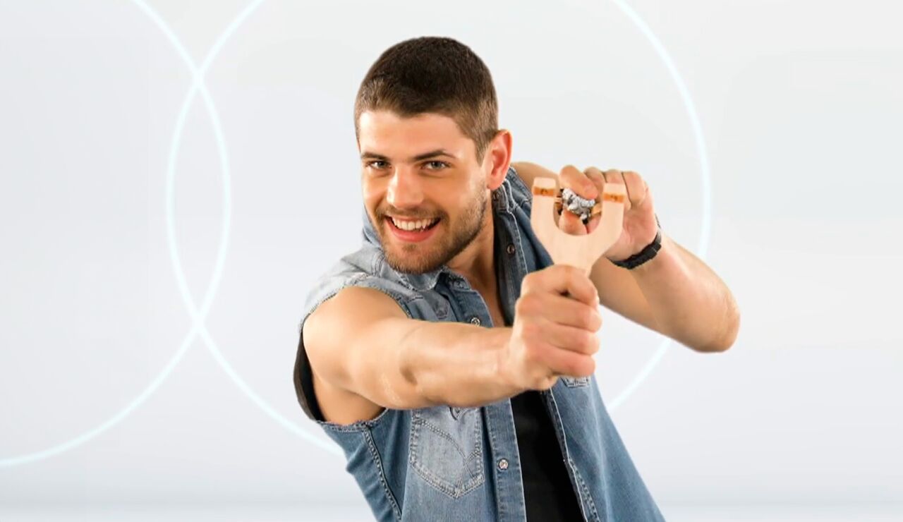 Alberto Olmo es Carlos Aguado en 'Amar es para siempre'