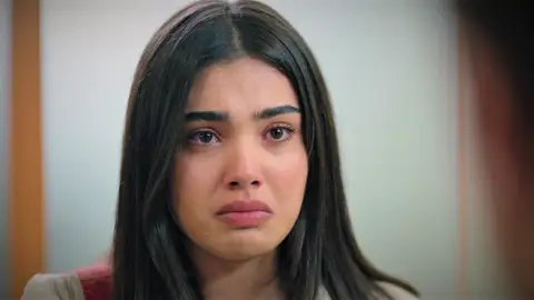 Süsen rompe con Ömer: “No quiero estar con una persona que siempre me está mintiendo” Süsen rompe con Ömer: “No quiero estar con una persona que siempre me está mintiendo”