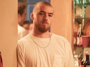 Angus Cloud en la temporada 2 de 'Euphoria' como Fezco Angus Cloud en la temporada 2 de 'Euphoria' como Fezco