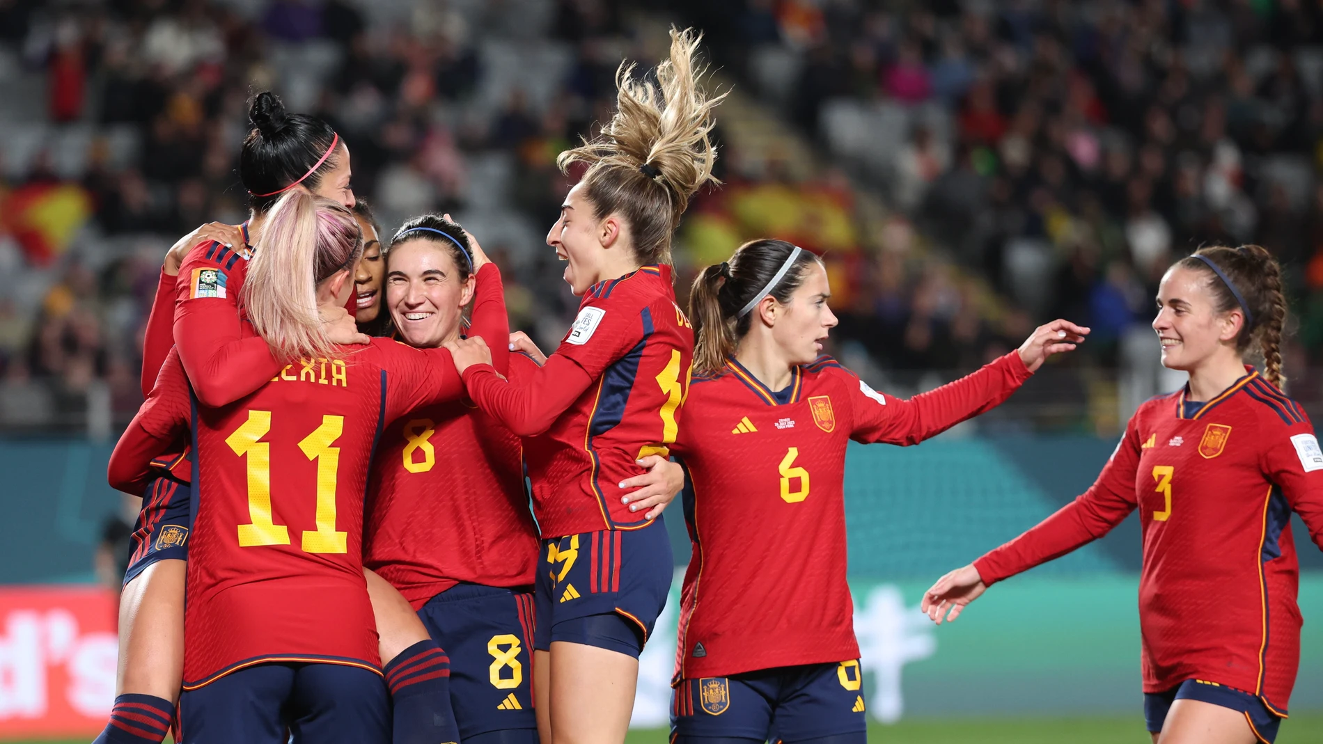 Las jugadoras de España celebran un gol en el Mundial