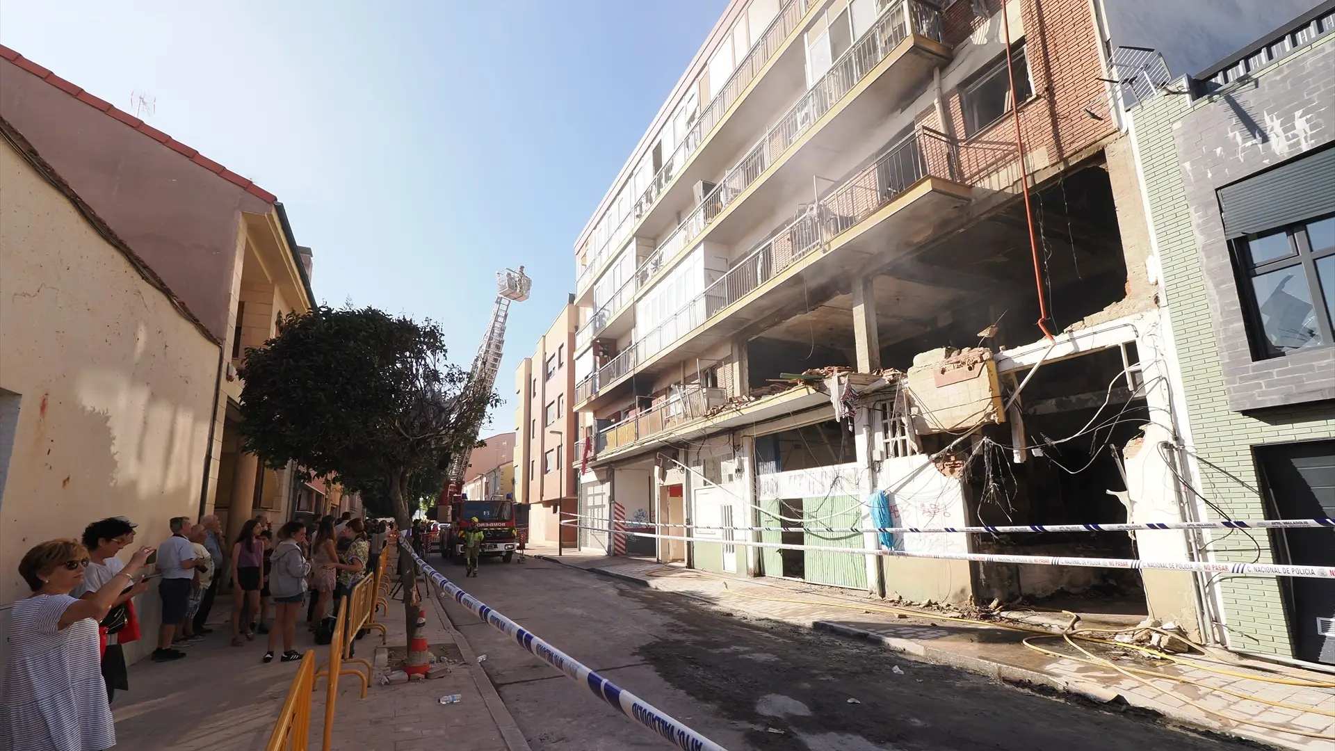 Fachada del inmueble en el que sucedi&oacute; el incendio por una explosi&oacute;n de gas, en la calle Goya de Valladolid