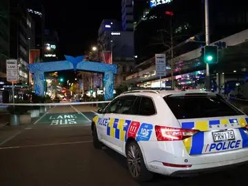 Coche policial en Queen Street Coche policial en Queen Street