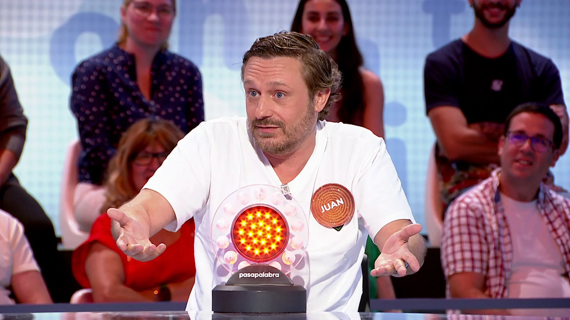 Juan Pe&ntilde;a peca de novato en &lsquo;Pasapalabra&rsquo;&hellip; &iexcl;pero logra un ins&oacute;lito r&eacute;cord!