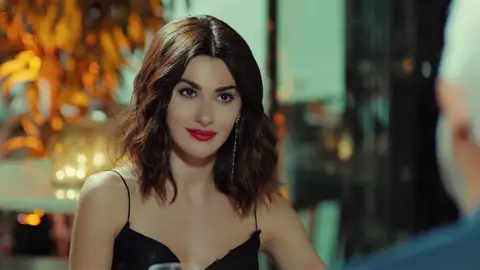 Halit, cada vez más impresionado con Şahika: “Hace tiempo que no conozco a una mujer como tú” Halit, cada vez más impresionado con Şahika: “Hace tiempo que no conozco a una mujer como tú”