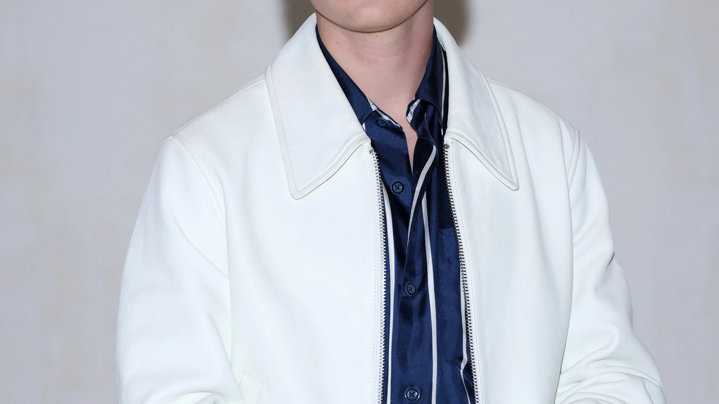 Noah Schnapp en la Paris Fashion Week Fall-Winter 2023-2024 Noah Schnapp en la Paris Fashion Week Fall-Winter 2023-2024