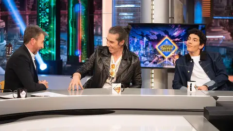 Los looks más atrevidos de Jorge López y Óscar Jaenada salen a la luz en 'El Hormiguero' Los looks más atrevidos de Jorge López y Óscar Jaenada salen a la luz en 'El Hormiguero'