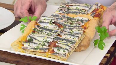 Arguiñano innova con una receta de pizza de anchoas frescas