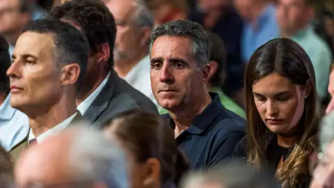 Induráin en el funeral de Bahamontes Induráin en el funeral de Bahamontes