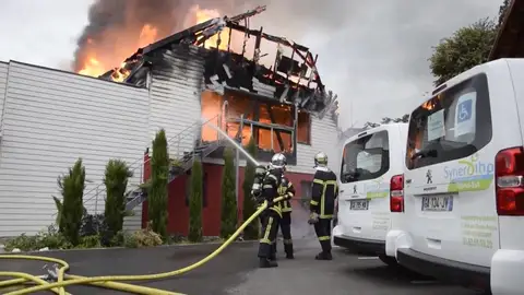 Imagen del incendio en Francia Imagen del incendio en Francia